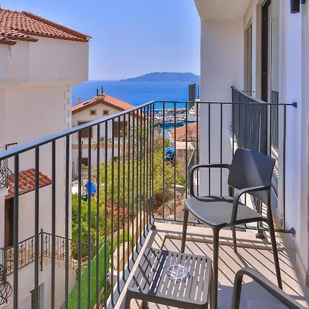 Athena Otel *