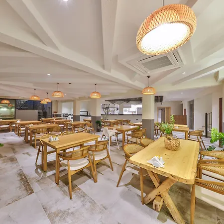 Hotel Athena *